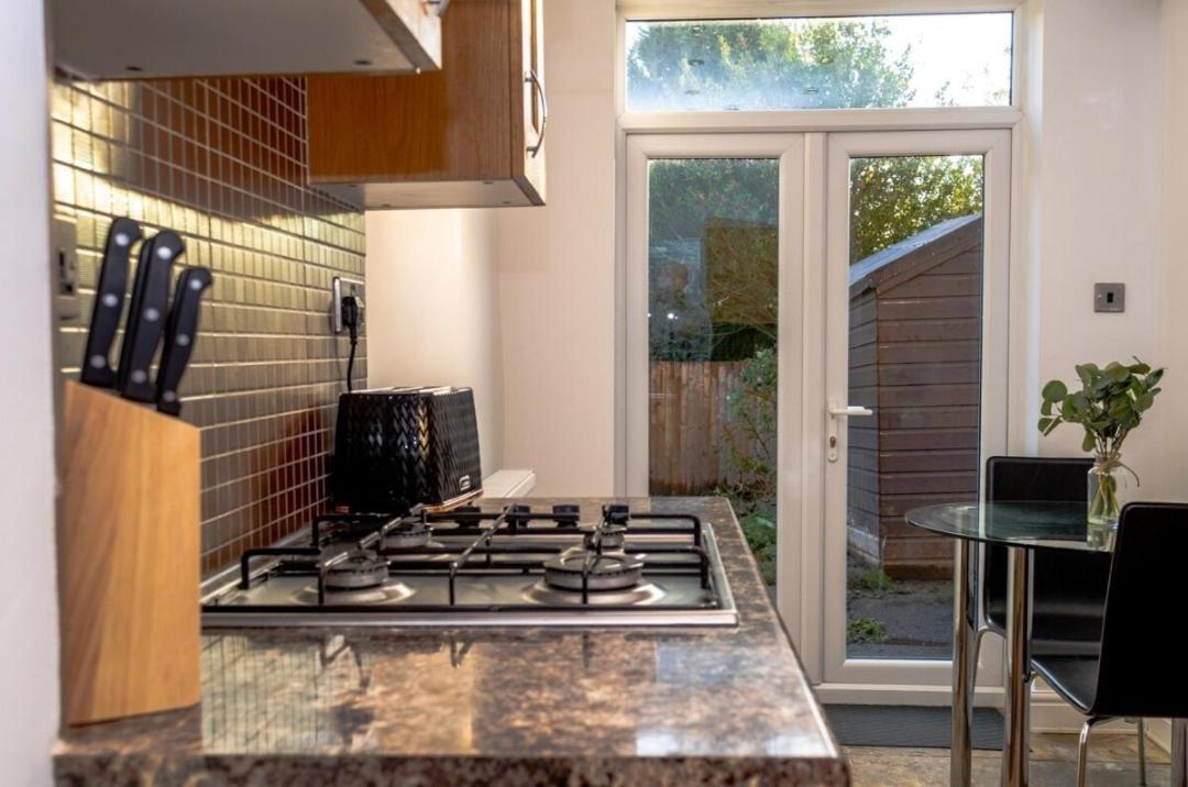 Charming York House- Walking Distance To Town Centre Vila Exterior foto